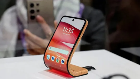 Motorola Rollable Smartphone